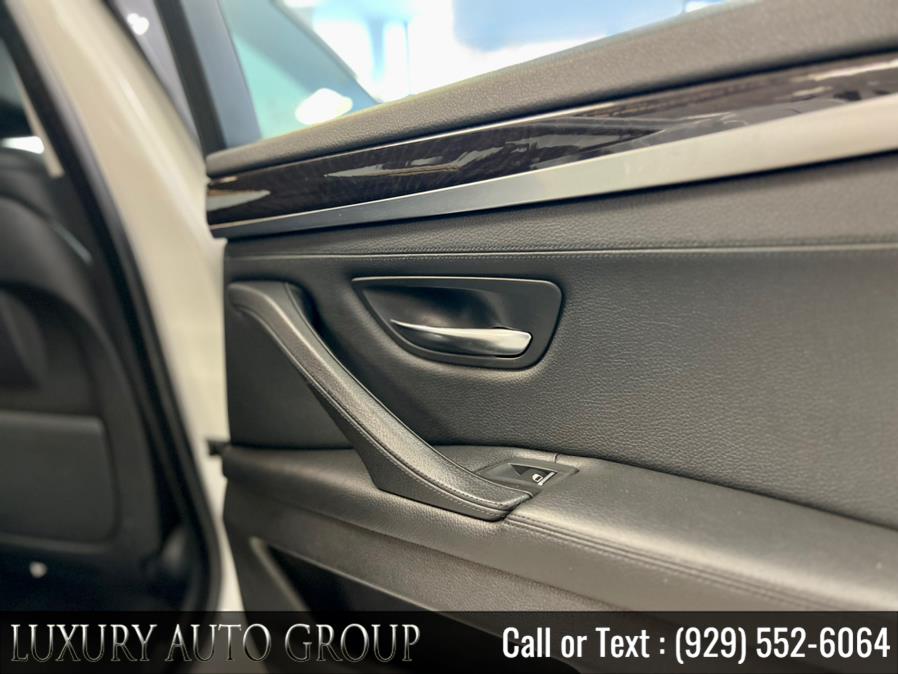 2014 BMW 5 Series 4dr Sdn 528i xDrive AWD, available for sale in Bronx, New York | Luxury Auto Group. Bronx, New York 2014 BMW 5 Series 4dr Sdn 528i xDrive AWD, available for sale in Bronx, New York | Luxury Auto Group. Bronx, New York