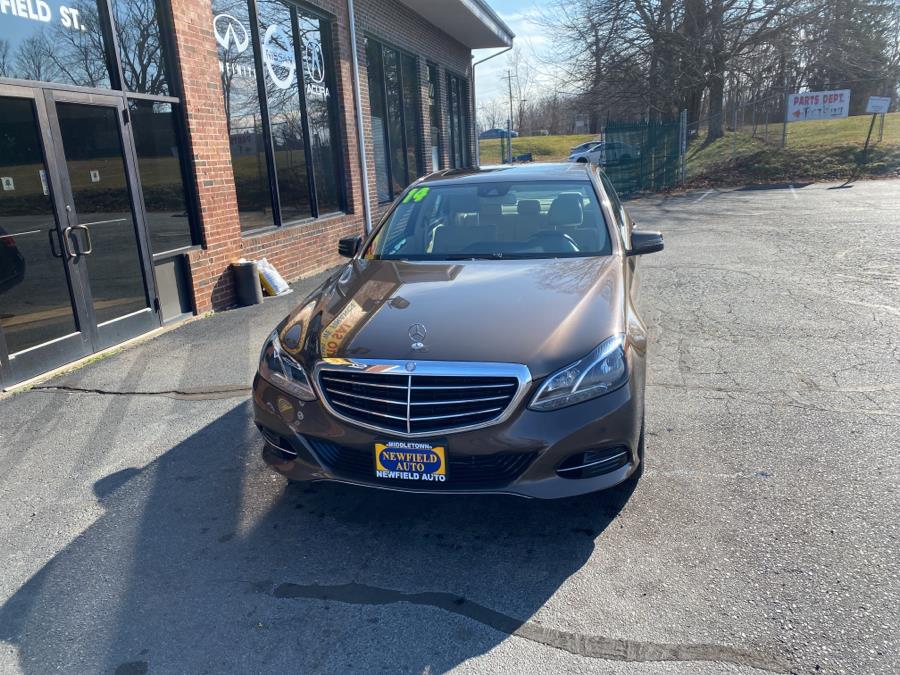 Used Mercedes-Benz E-Class 4dr Sdn E 350 Luxury 4MATIC 2014 | Newfield Auto Sales. Middletown, Connecticut