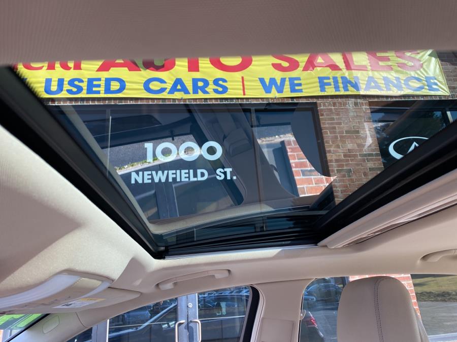 2014 Mercedes-Benz E-Class 4dr Sdn E 350 Luxury 4MATIC, available for sale in Middletown, Connecticut | Newfield Auto Sales. Middletown, Connecticut 2014 Mercedes-Benz E-Class 4dr Sdn E 350 Luxury 4MATIC, available for sale in Middletown, Connecticut | Newfield Auto Sales. Middletown, Connecticut