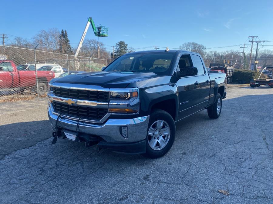 2017 Chevrolet Silverado 1500 4WD Double Cab 143.5" LT w/1LT, available for sale in Milford, Connecticut | Dealertown Auto Wholesalers. Milford, Connecticut 2017 Chevrolet Silverado 1500 4WD Double Cab 143.5" LT w/1LT, available for sale in Milford, Connecticut | Dealertown Auto Wholesalers. Milford, Connecticut