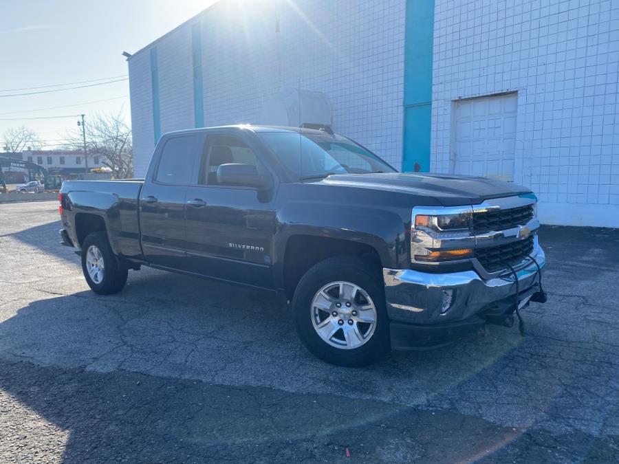 2017 Chevrolet Silverado 1500 4WD Double Cab 143.5" LT w/1LT, available for sale in Milford, Connecticut | Dealertown Auto Wholesalers. Milford, Connecticut 2017 Chevrolet Silverado 1500 4WD Double Cab 143.5" LT w/1LT, available for sale in Milford, Connecticut | Dealertown Auto Wholesalers. Milford, Connecticut