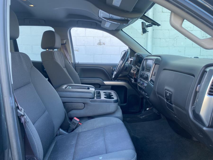 2017 Chevrolet Silverado 1500 4WD Double Cab 143.5" LT w/1LT, available for sale in Milford, Connecticut | Dealertown Auto Wholesalers. Milford, Connecticut 2017 Chevrolet Silverado 1500 4WD Double Cab 143.5" LT w/1LT, available for sale in Milford, Connecticut | Dealertown Auto Wholesalers. Milford, Connecticut