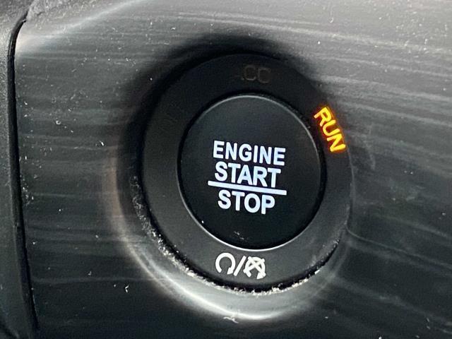 Used Jeep Grand Cherokee Altitude 2020 | Eastchester Motor Cars. Bronx, New York Used Jeep Grand Cherokee Altitude 2020 | Eastchester Motor Cars. Bronx, New York