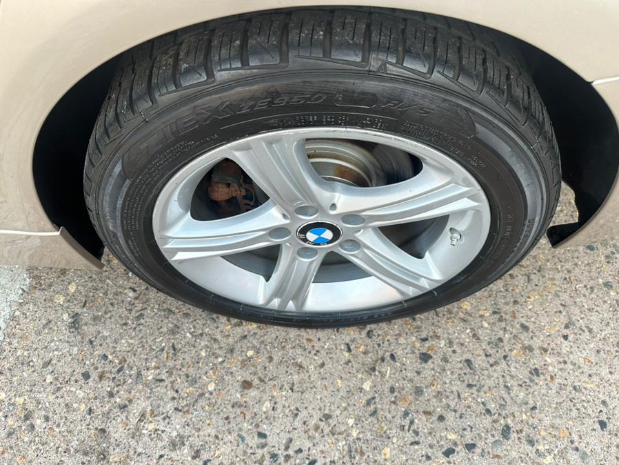 2014 BMW 3 Series 4dr Sdn 320i RWD South Africa, available for sale in Manchester, Connecticut | Carsonmain LLC. Manchester, Connecticut 2014 BMW 3 Series 4dr Sdn 320i RWD South Africa, available for sale in Manchester, Connecticut | Carsonmain LLC. Manchester, Connecticut
