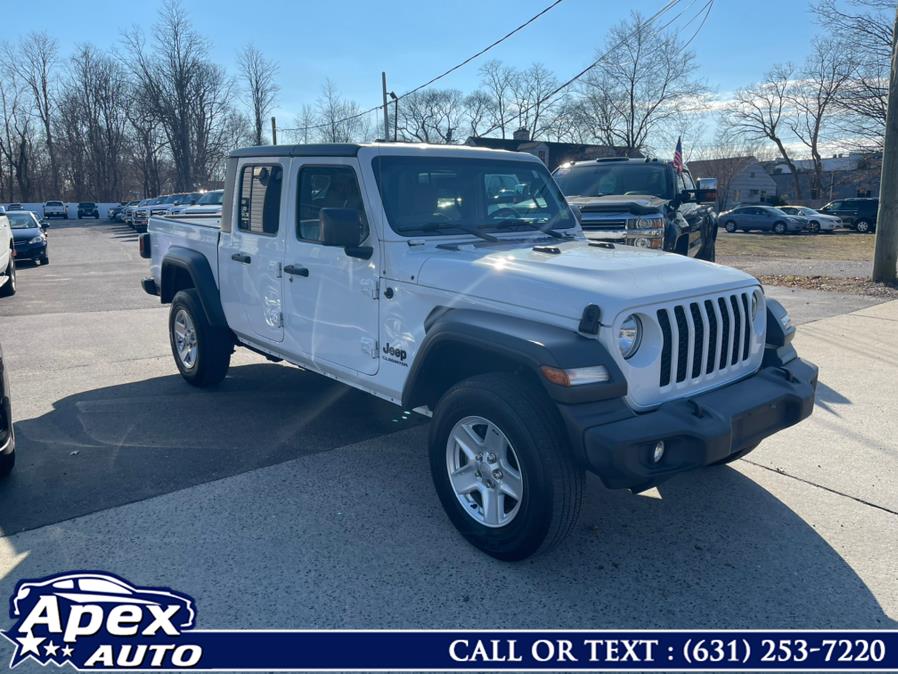 2020 Jeep Gladiator Sport S 4x4, available for sale in Selden, New York | Apex Auto. Selden, New York 2020 Jeep Gladiator Sport S 4x4, available for sale in Selden, New York | Apex Auto. Selden, New York
