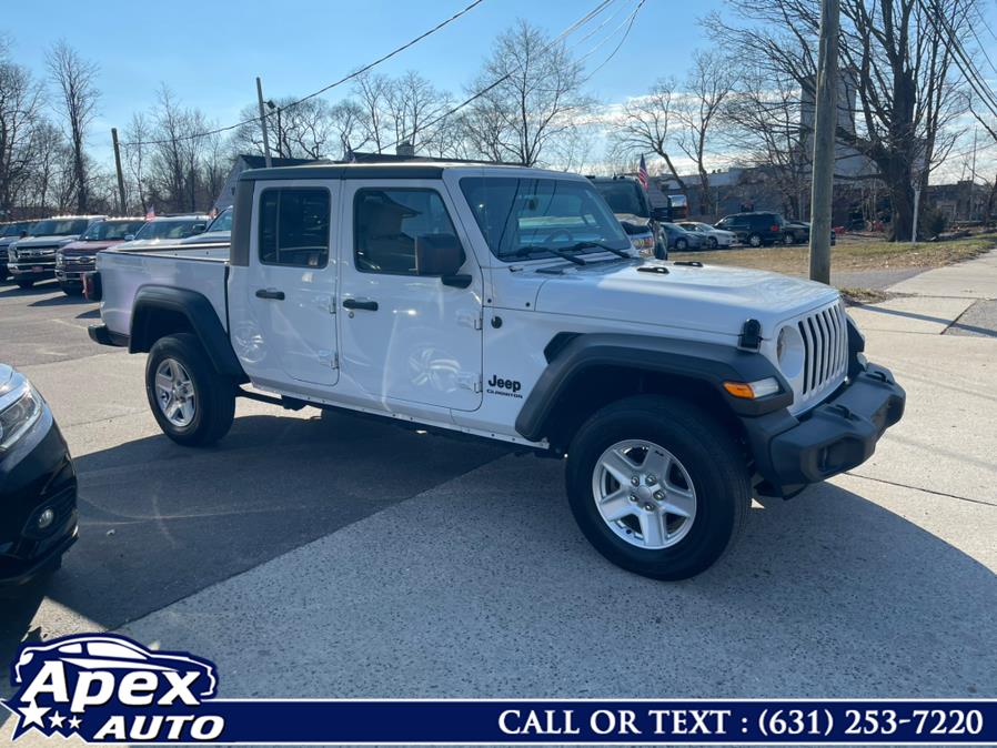 2020 Jeep Gladiator Sport S 4x4, available for sale in Selden, New York | Apex Auto. Selden, New York 2020 Jeep Gladiator Sport S 4x4, available for sale in Selden, New York | Apex Auto. Selden, New York