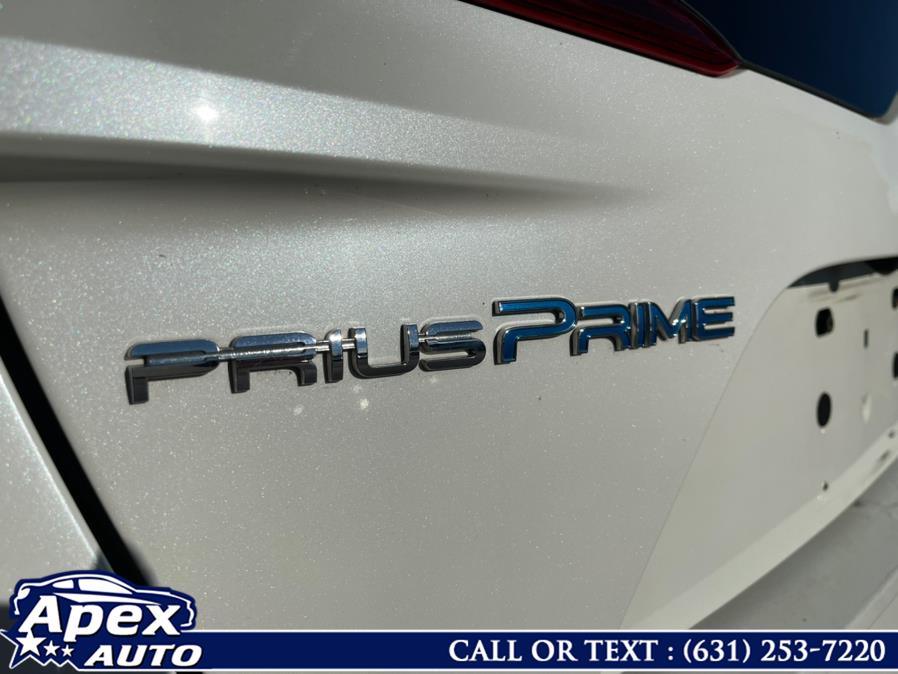 2018 Toyota Prius Prime Premium (Natl), available for sale in Selden, New York | Apex Auto. Selden, New York 2018 Toyota Prius Prime Premium (Natl), available for sale in Selden, New York | Apex Auto. Selden, New York