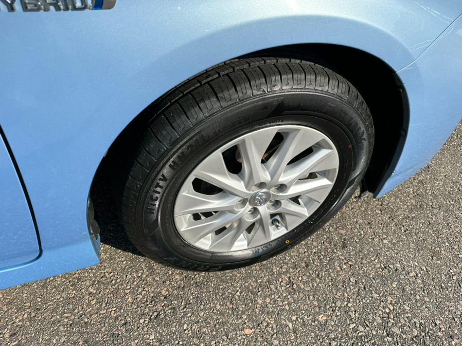 2013 Toyota Prius Plug-In 5dr HB (Natl), available for sale in South Windsor, Connecticut | Mike And Tony Auto Sales, Inc. South Windsor, Connecticut 2013 Toyota Prius Plug-In 5dr HB (Natl), available for sale in South Windsor, Connecticut | Mike And Tony Auto Sales, Inc. South Windsor, Connecticut