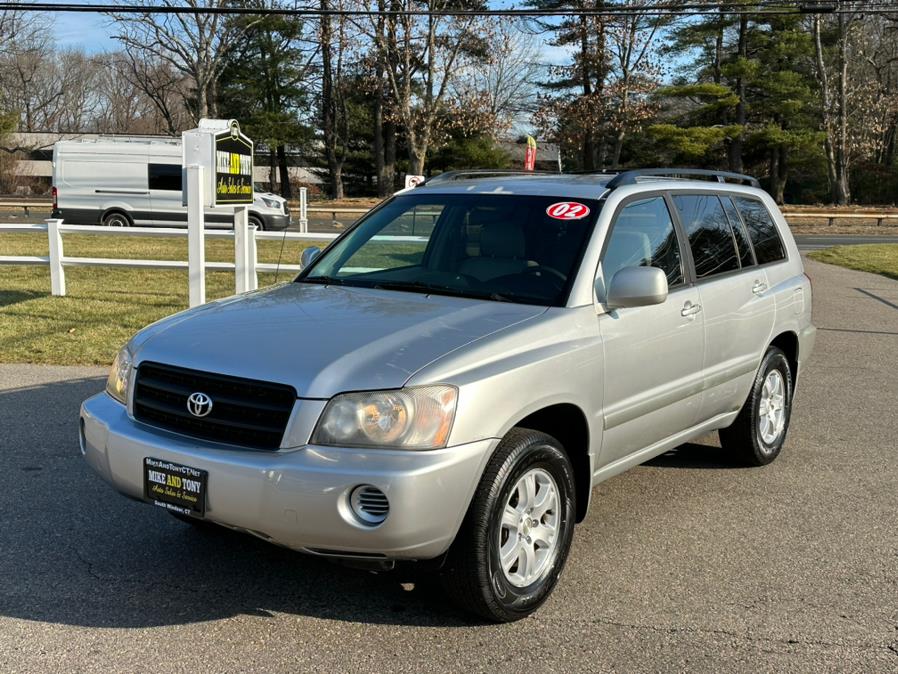 2002 Toyota Highlander 4dr V6 (Natl), available for sale in South Windsor, Connecticut | Mike And Tony Auto Sales, Inc. South Windsor, Connecticut