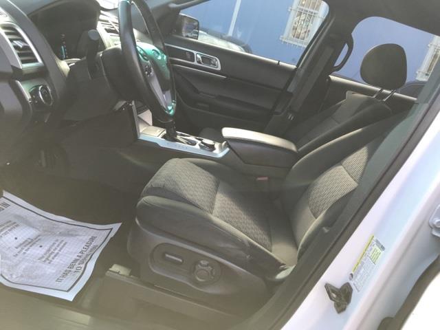 2014 Ford Explorer XLT, available for sale in Jamaica, New York | Hillside Auto Outlet. Jamaica, New York 2014 Ford Explorer XLT, available for sale in Jamaica, New York | Hillside Auto Outlet. Jamaica, New York