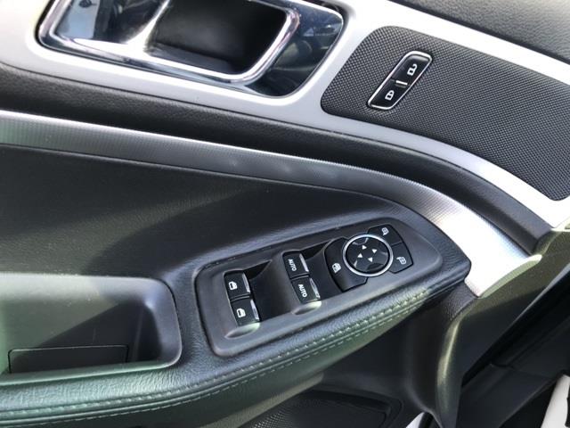2014 Ford Explorer XLT, available for sale in Jamaica, New York | Hillside Auto Outlet. Jamaica, New York 2014 Ford Explorer XLT, available for sale in Jamaica, New York | Hillside Auto Outlet. Jamaica, New York
