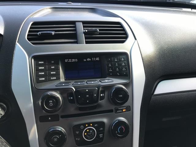 2014 Ford Explorer XLT, available for sale in Jamaica, New York | Hillside Auto Outlet. Jamaica, New York 2014 Ford Explorer XLT, available for sale in Jamaica, New York | Hillside Auto Outlet. Jamaica, New York