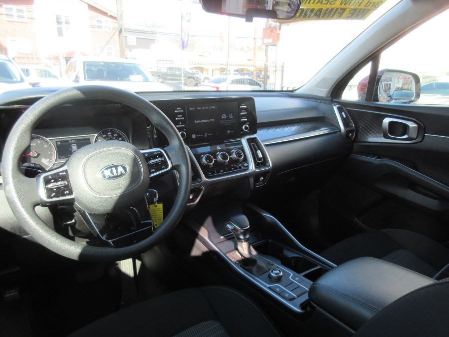 2021 Kia Sorento LX FWD, available for sale in Linden, New Jersey | Route 27 Auto Mall. Linden, New Jersey 2021 Kia Sorento LX FWD, available for sale in Linden, New Jersey | Route 27 Auto Mall. Linden, New Jersey