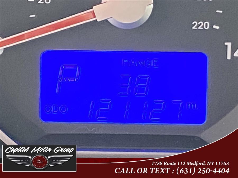 2012 Hyundai Santa Fe AWD 4dr V6 SE, available for sale in Medford, New York | Capital Motor Group Inc. Medford, New York 2012 Hyundai Santa Fe AWD 4dr V6 SE, available for sale in Medford, New York | Capital Motor Group Inc. Medford, New York