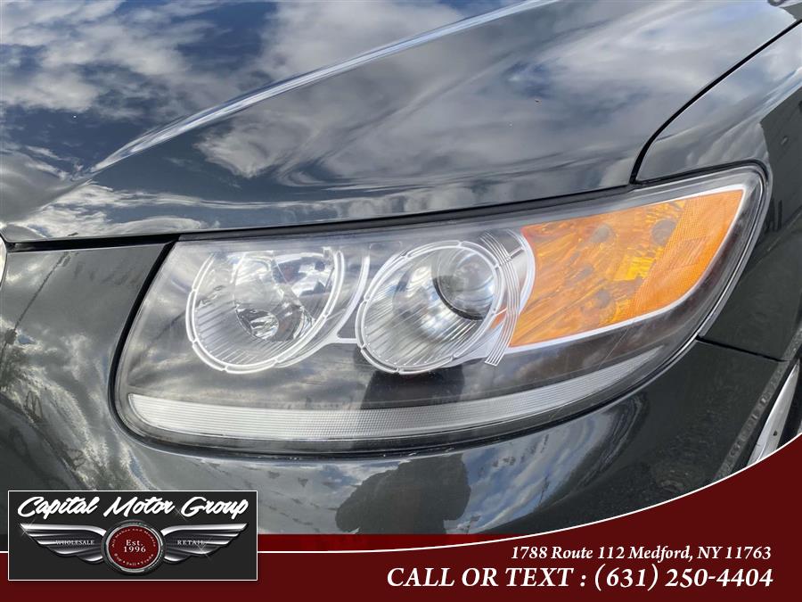 2012 Hyundai Santa Fe AWD 4dr V6 SE, available for sale in Medford, New York | Capital Motor Group Inc. Medford, New York 2012 Hyundai Santa Fe AWD 4dr V6 SE, available for sale in Medford, New York | Capital Motor Group Inc. Medford, New York