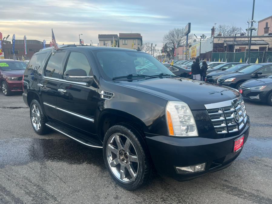 2008 Cadillac Escalade AWD 4dr, available for sale in Irvington , New Jersey | Auto Haus of Irvington Corp. Irvington , New Jersey