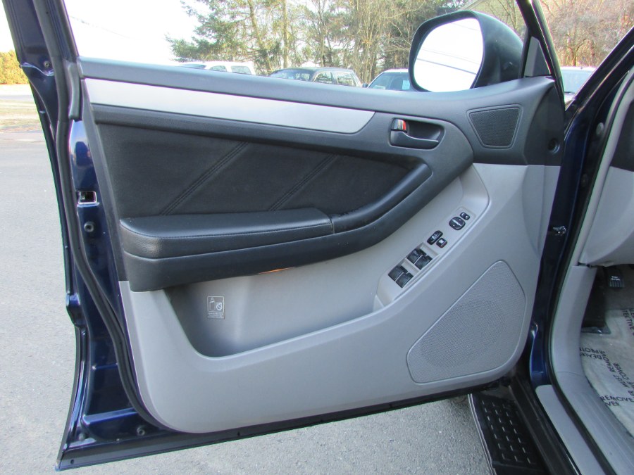 2006 Toyota 4Runner 4dr SR5 V6 Auto 4WD, available for sale in East Windsor, Connecticut | United Auto Sales of E Windsor, Inc. East Windsor, Connecticut 2006 Toyota 4Runner 4dr SR5 V6 Auto 4WD, available for sale in East Windsor, Connecticut | United Auto Sales of E Windsor, Inc. East Windsor, Connecticut