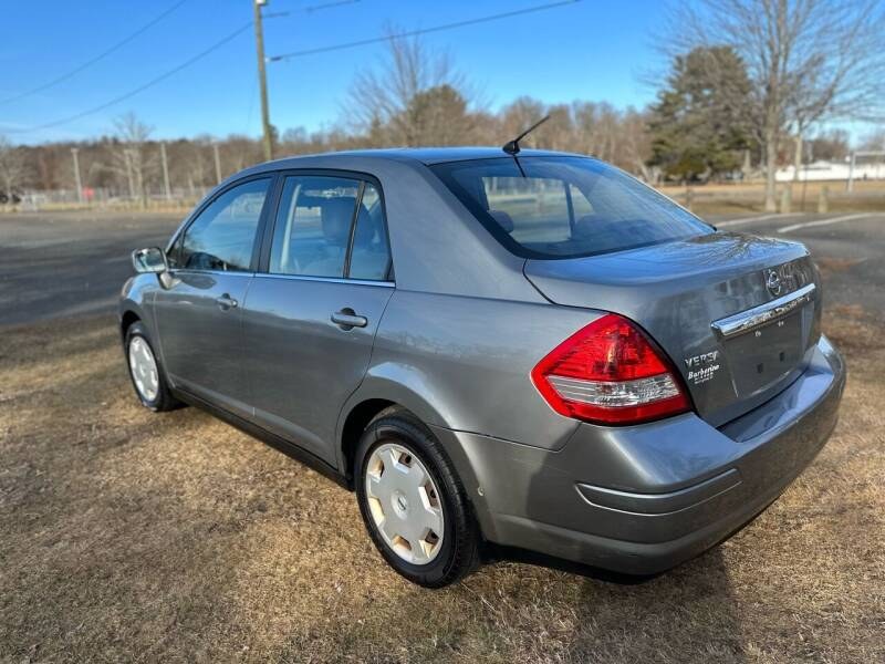2008 Nissan Versa 4dr Sdn I4 Auto 1.8 S, available for sale in Plainville, Connecticut | Choice Group LLC Choice Motor Car. Plainville, Connecticut