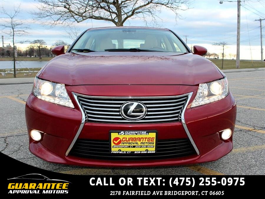2015 Lexus Es 350 Base 4dr Sedan, available for sale in Bridgeport, Connecticut | Guarantee Approval Motors. Bridgeport, Connecticut 2015 Lexus Es 350 Base 4dr Sedan, available for sale in Bridgeport, Connecticut | Guarantee Approval Motors. Bridgeport, Connecticut