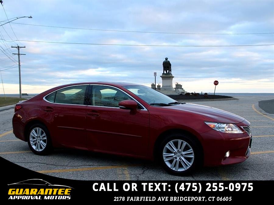 2015 Lexus Es 350 Base 4dr Sedan, available for sale in Bridgeport, Connecticut | Guarantee Approval Motors. Bridgeport, Connecticut 2015 Lexus Es 350 Base 4dr Sedan, available for sale in Bridgeport, Connecticut | Guarantee Approval Motors. Bridgeport, Connecticut