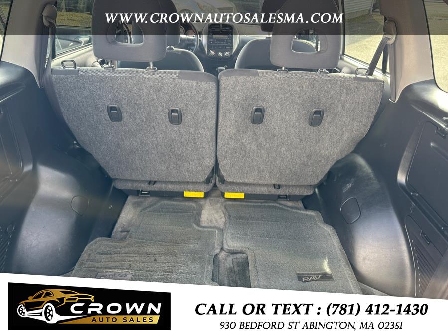 2005 Toyota RAV4 4dr Auto 4WD, available for sale in Abington, Massachusetts | Crown Auto Sales. Abington, Massachusetts 2005 Toyota RAV4 4dr Auto 4WD, available for sale in Abington, Massachusetts | Crown Auto Sales. Abington, Massachusetts