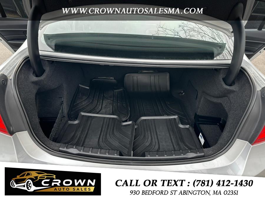 2014 BMW 3 Series 4dr Sdn 320i xDrive AWD, available for sale in Abington, Massachusetts | Crown Auto Sales. Abington, Massachusetts 2014 BMW 3 Series 4dr Sdn 320i xDrive AWD, available for sale in Abington, Massachusetts | Crown Auto Sales. Abington, Massachusetts