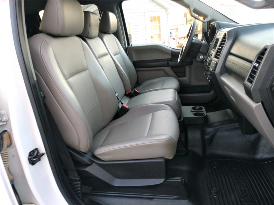 2020 Ford F250 SUP DUTY CREW CAB LONG BED XL 4WD Crew Cab 8'' Box, available for sale in COPIAGUE, New York | Warwick Auto Sales Inc. COPIAGUE, New York 2020 Ford F250 SUP DUTY CREW CAB LONG BED XL 4WD Crew Cab 8'' Box, available for sale in COPIAGUE, New York | Warwick Auto Sales Inc. COPIAGUE, New York