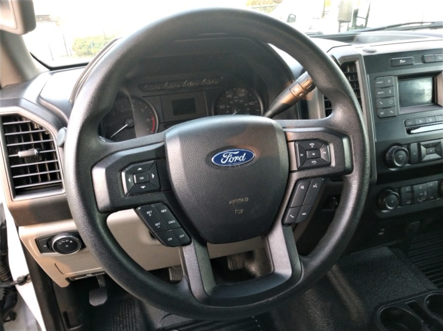 2020 Ford F250 SUP DUTY CREW CAB LONG BED XL 4WD Crew Cab 8'' Box, available for sale in COPIAGUE, New York | Warwick Auto Sales Inc. COPIAGUE, New York 2020 Ford F250 SUP DUTY CREW CAB LONG BED XL 4WD Crew Cab 8'' Box, available for sale in COPIAGUE, New York | Warwick Auto Sales Inc. COPIAGUE, New York