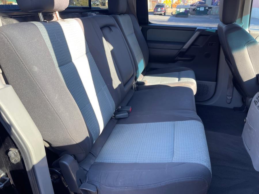2004 Nissan Titan SE Crew Cab 4WD, available for sale in Plainville, Connecticut | Farmington Auto Park LLC. Plainville, Connecticut 2004 Nissan Titan SE Crew Cab 4WD, available for sale in Plainville, Connecticut | Farmington Auto Park LLC. Plainville, Connecticut