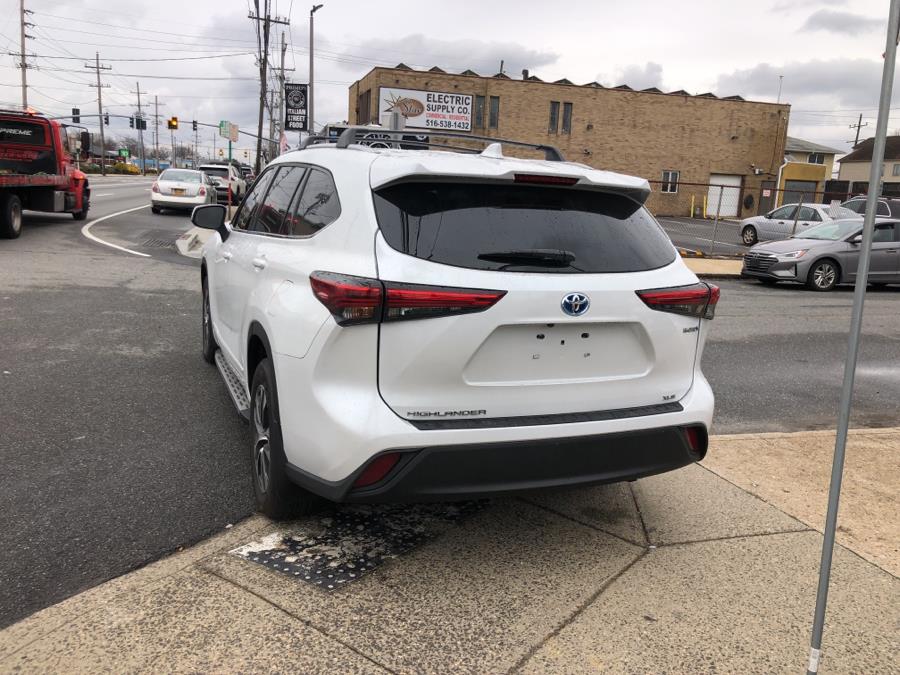 2022 Toyota Highlander Hybrid XLE FWD (Natl), available for sale in Franklin Square, New York | Signature Auto Sales. Franklin Square, New York 2022 Toyota Highlander Hybrid XLE FWD (Natl), available for sale in Franklin Square, New York | Signature Auto Sales. Franklin Square, New York