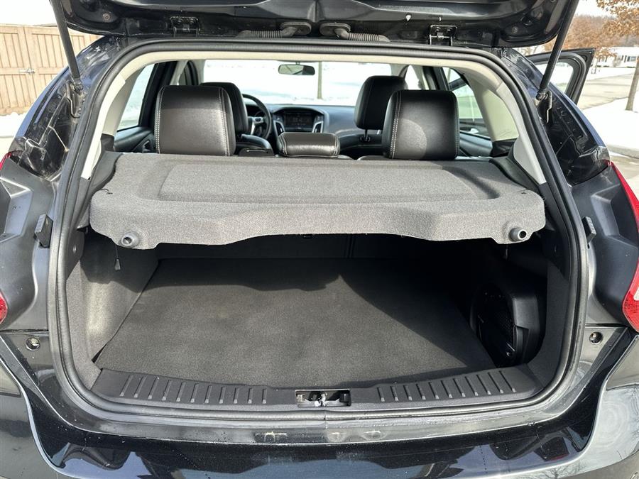 2013 Ford Focus 5dr HB Titanium, available for sale in Elida, Ohio | Josh's All Under Ten LLC. Elida, Ohio 2013 Ford Focus 5dr HB Titanium, available for sale in Elida, Ohio | Josh's All Under Ten LLC. Elida, Ohio
