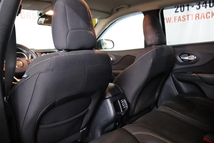 2016 Jeep Cherokee LATITUDE, available for sale in Paterson, New Jersey | Fast Track Motors. Paterson, New Jersey 2016 Jeep Cherokee LATITUDE, available for sale in Paterson, New Jersey | Fast Track Motors. Paterson, New Jersey