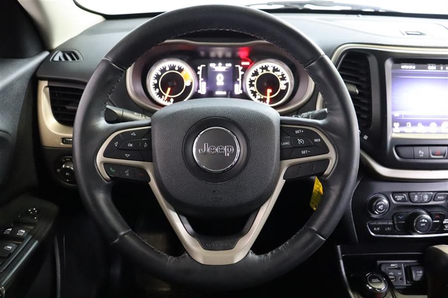 2016 Jeep Cherokee LATITUDE, available for sale in Paterson, New Jersey | Fast Track Motors. Paterson, New Jersey 2016 Jeep Cherokee LATITUDE, available for sale in Paterson, New Jersey | Fast Track Motors. Paterson, New Jersey
