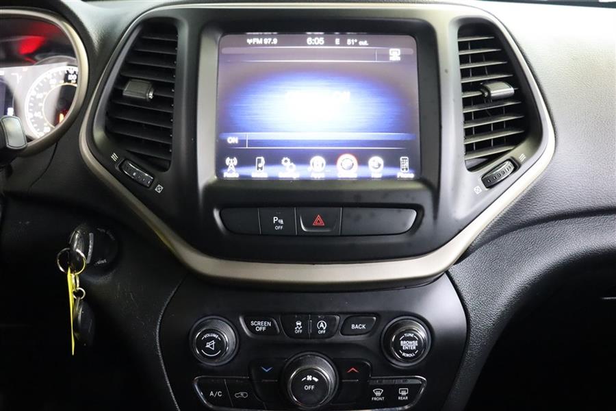 2016 Jeep Cherokee LATITUDE, available for sale in Paterson, New Jersey | Fast Track Motors. Paterson, New Jersey 2016 Jeep Cherokee LATITUDE, available for sale in Paterson, New Jersey | Fast Track Motors. Paterson, New Jersey