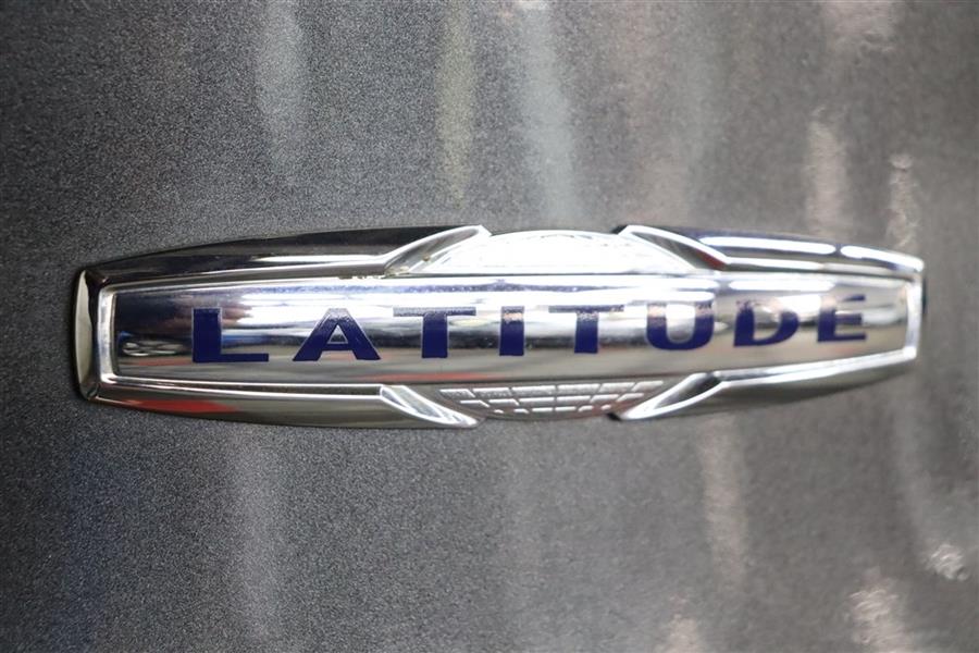 2016 Jeep Cherokee LATITUDE, available for sale in Paterson, New Jersey | Fast Track Motors. Paterson, New Jersey 2016 Jeep Cherokee LATITUDE, available for sale in Paterson, New Jersey | Fast Track Motors. Paterson, New Jersey