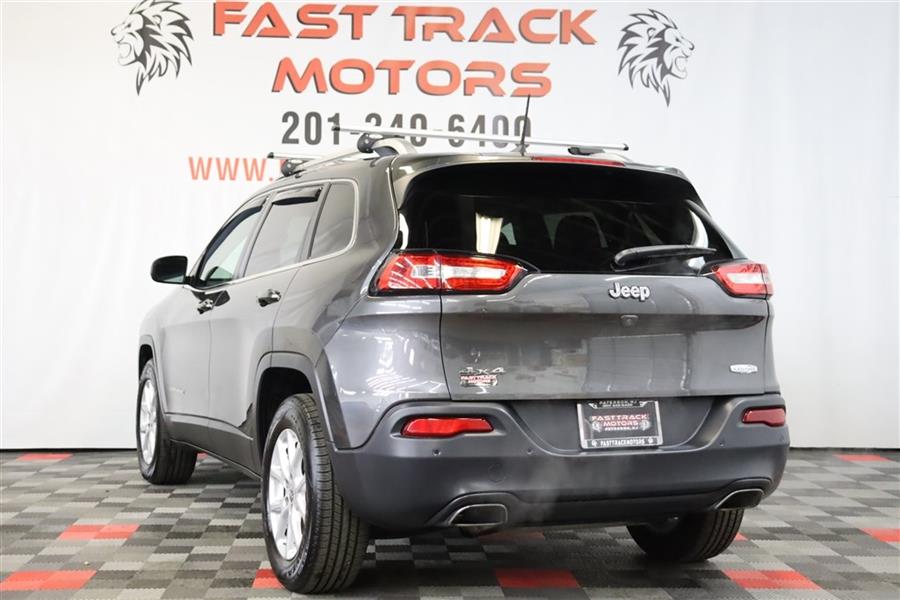 2016 Jeep Cherokee LATITUDE, available for sale in Paterson, New Jersey | Fast Track Motors. Paterson, New Jersey 2016 Jeep Cherokee LATITUDE, available for sale in Paterson, New Jersey | Fast Track Motors. Paterson, New Jersey