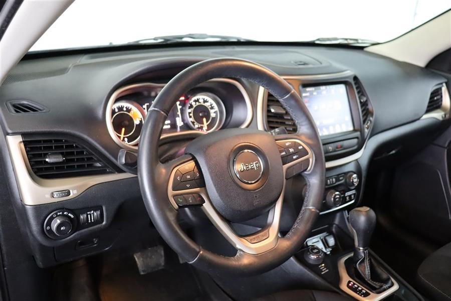 2016 Jeep Cherokee LATITUDE, available for sale in Paterson, New Jersey | Fast Track Motors. Paterson, New Jersey 2016 Jeep Cherokee LATITUDE, available for sale in Paterson, New Jersey | Fast Track Motors. Paterson, New Jersey