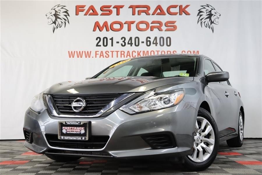 2016 Nissan Altima 2.5, available for sale in Paterson, New Jersey | Fast Track Motors. Paterson, New Jersey