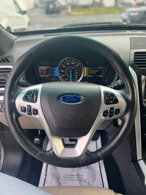 2014 Ford Explorer 4WD 4dr XLT, available for sale in Lowell, Massachusetts | Revolution Motors . Lowell, Massachusetts 2014 Ford Explorer 4WD 4dr XLT, available for sale in Lowell, Massachusetts | Revolution Motors . Lowell, Massachusetts