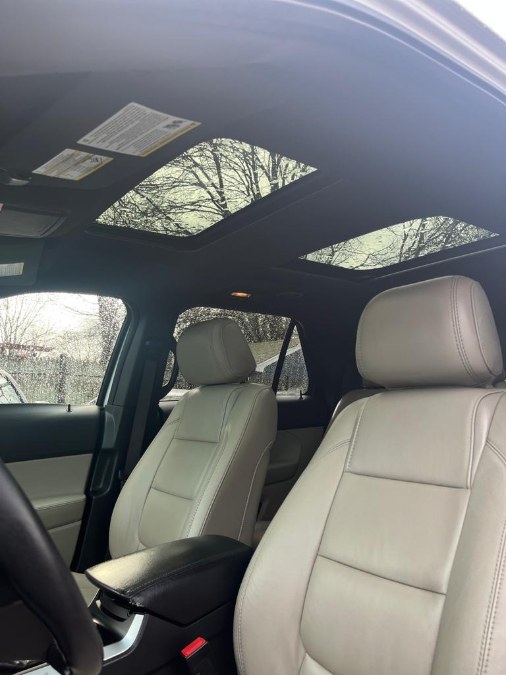 2014 Ford Explorer 4WD 4dr XLT, available for sale in Lowell, Massachusetts | Revolution Motors . Lowell, Massachusetts 2014 Ford Explorer 4WD 4dr XLT, available for sale in Lowell, Massachusetts | Revolution Motors . Lowell, Massachusetts