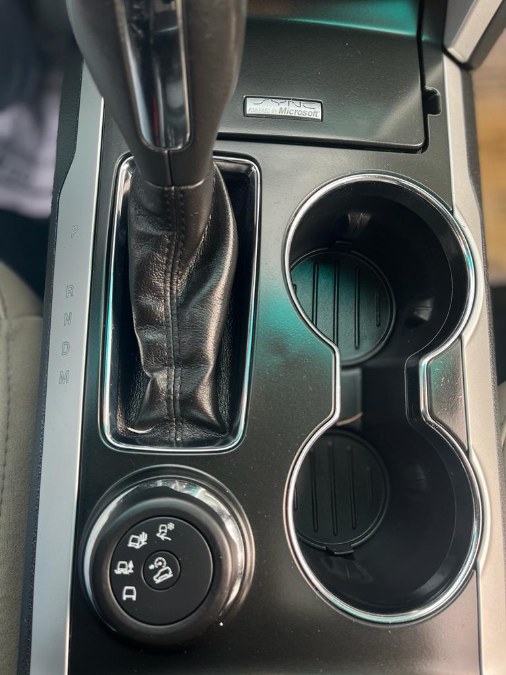 2014 Ford Explorer 4WD 4dr XLT, available for sale in Lowell, Massachusetts | Revolution Motors . Lowell, Massachusetts 2014 Ford Explorer 4WD 4dr XLT, available for sale in Lowell, Massachusetts | Revolution Motors . Lowell, Massachusetts