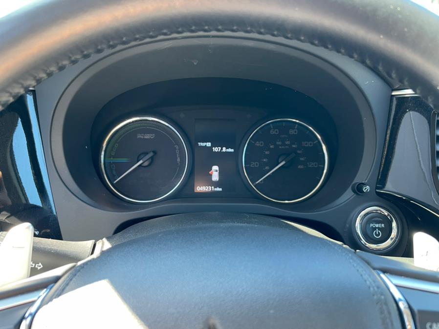 2018 Mitsubishi Outlander PHEV SEL S-AWC, available for sale in Daly City, California | Green Light Auto Wholesale. Daly City, California 2018 Mitsubishi Outlander PHEV SEL S-AWC, available for sale in Daly City, California | Green Light Auto Wholesale. Daly City, California