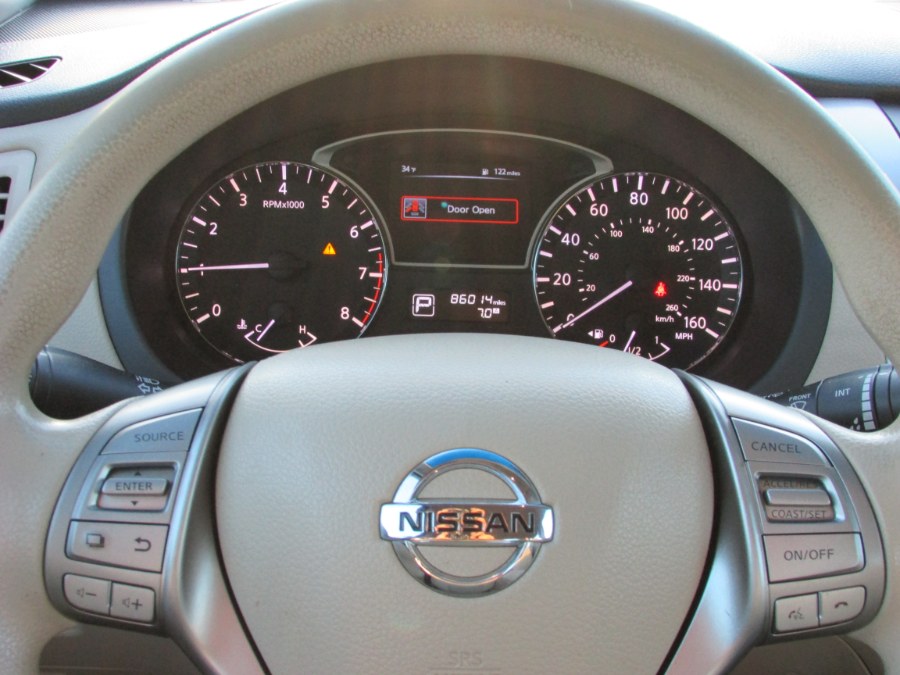 2015 Nissan Altima 4dr Sdn I4 2.5 S, available for sale in East Windsor, Connecticut | United Auto Sales of E Windsor, Inc. East Windsor, Connecticut 2015 Nissan Altima 4dr Sdn I4 2.5 S, available for sale in East Windsor, Connecticut | United Auto Sales of E Windsor, Inc. East Windsor, Connecticut
