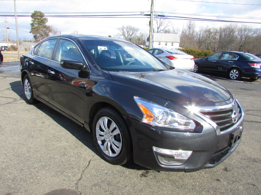 2014 Nissan Altima 4dr Sdn I4 2.5 S, available for sale in East Windsor, Connecticut | United Auto Sales of E Windsor, Inc. East Windsor, Connecticut 2014 Nissan Altima 4dr Sdn I4 2.5 S, available for sale in East Windsor, Connecticut | United Auto Sales of E Windsor, Inc. East Windsor, Connecticut
