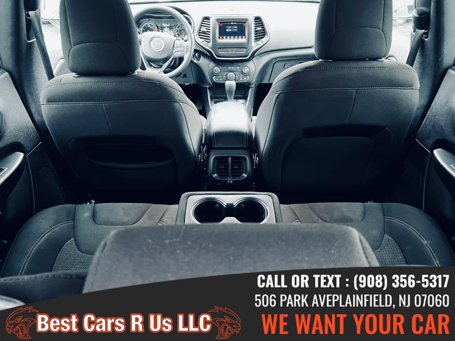 2019 Jeep Cherokee Latitude FWD, available for sale in Plainfield, New Jersey | Best Cars R Us LLC. Plainfield, New Jersey 2019 Jeep Cherokee Latitude FWD, available for sale in Plainfield, New Jersey | Best Cars R Us LLC. Plainfield, New Jersey