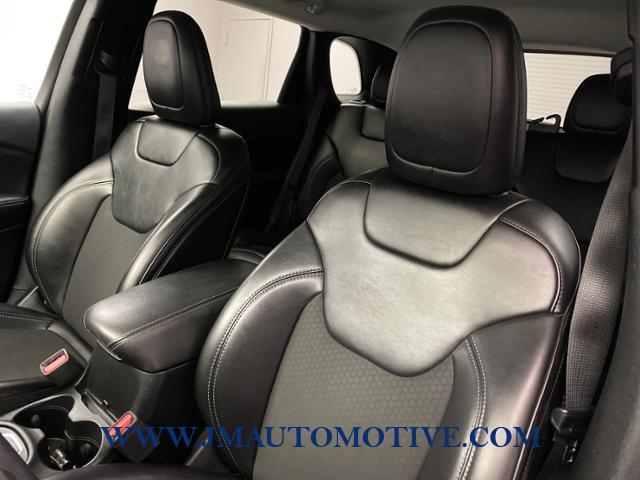 2019 Jeep Cherokee Latitude Plus 4x4, available for sale in Naugatuck, Connecticut | J&M Automotive Sls&Svc LLC. Naugatuck, Connecticut 2019 Jeep Cherokee Latitude Plus 4x4, available for sale in Naugatuck, Connecticut | J&M Automotive Sls&Svc LLC. Naugatuck, Connecticut