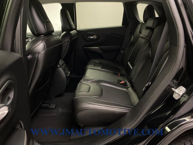 2019 Jeep Cherokee Latitude Plus 4x4, available for sale in Naugatuck, Connecticut | J&M Automotive Sls&Svc LLC. Naugatuck, Connecticut 2019 Jeep Cherokee Latitude Plus 4x4, available for sale in Naugatuck, Connecticut | J&M Automotive Sls&Svc LLC. Naugatuck, Connecticut