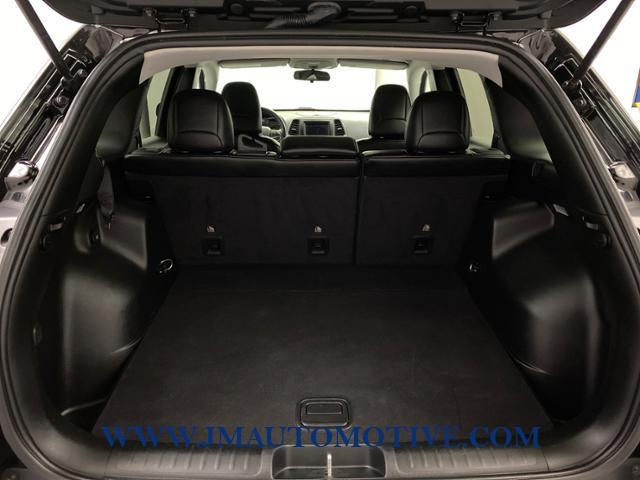 2019 Jeep Cherokee Latitude Plus 4x4, available for sale in Naugatuck, Connecticut | J&M Automotive Sls&Svc LLC. Naugatuck, Connecticut 2019 Jeep Cherokee Latitude Plus 4x4, available for sale in Naugatuck, Connecticut | J&M Automotive Sls&Svc LLC. Naugatuck, Connecticut