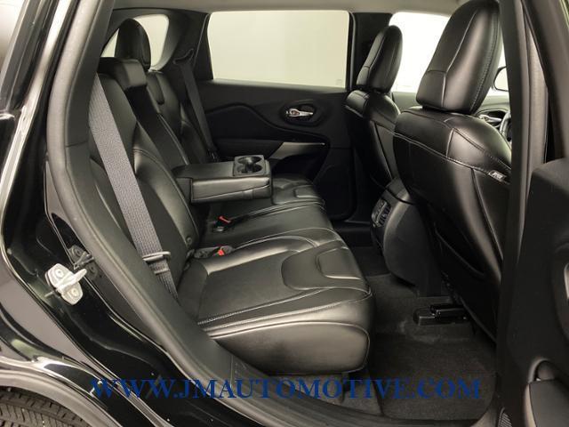 2019 Jeep Cherokee Latitude Plus 4x4, available for sale in Naugatuck, Connecticut | J&M Automotive Sls&Svc LLC. Naugatuck, Connecticut 2019 Jeep Cherokee Latitude Plus 4x4, available for sale in Naugatuck, Connecticut | J&M Automotive Sls&Svc LLC. Naugatuck, Connecticut