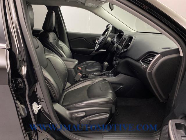 2019 Jeep Cherokee Latitude Plus 4x4, available for sale in Naugatuck, Connecticut | J&M Automotive Sls&Svc LLC. Naugatuck, Connecticut 2019 Jeep Cherokee Latitude Plus 4x4, available for sale in Naugatuck, Connecticut | J&M Automotive Sls&Svc LLC. Naugatuck, Connecticut